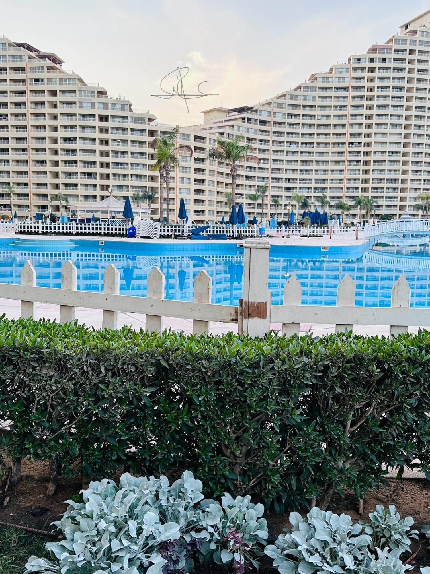 Chalet In Porto Sokhna Beach Resort Айн Сохна Екстериор снимка